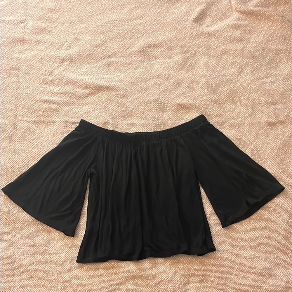 Black Off the shoulder top! Size Medium